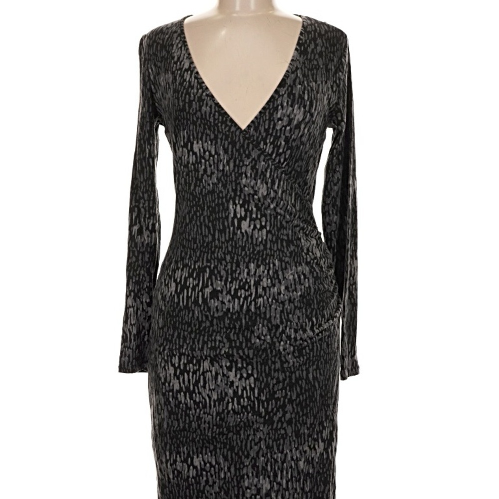 Banana republic plunge neck cocktail black leopard dress